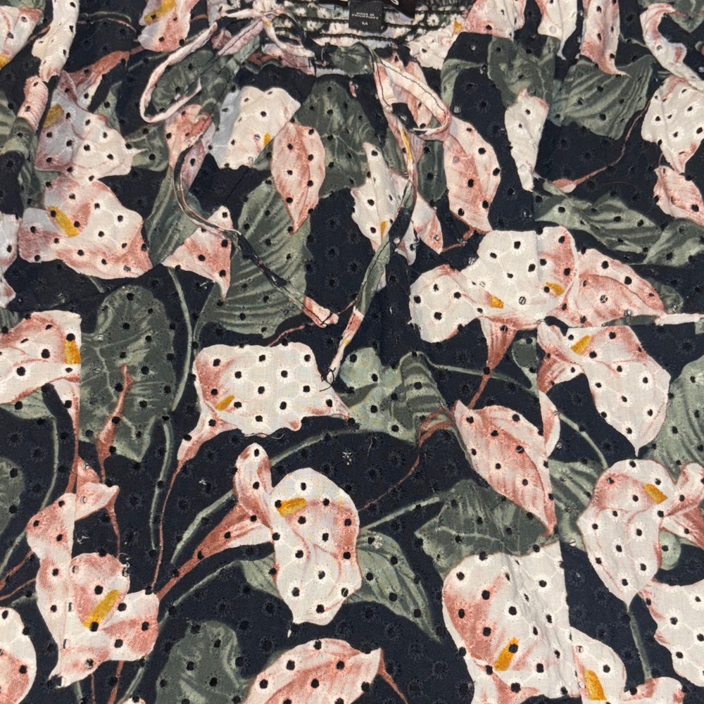 LIKE NEW! Express floral bodysuit! - Picture 2 of 7